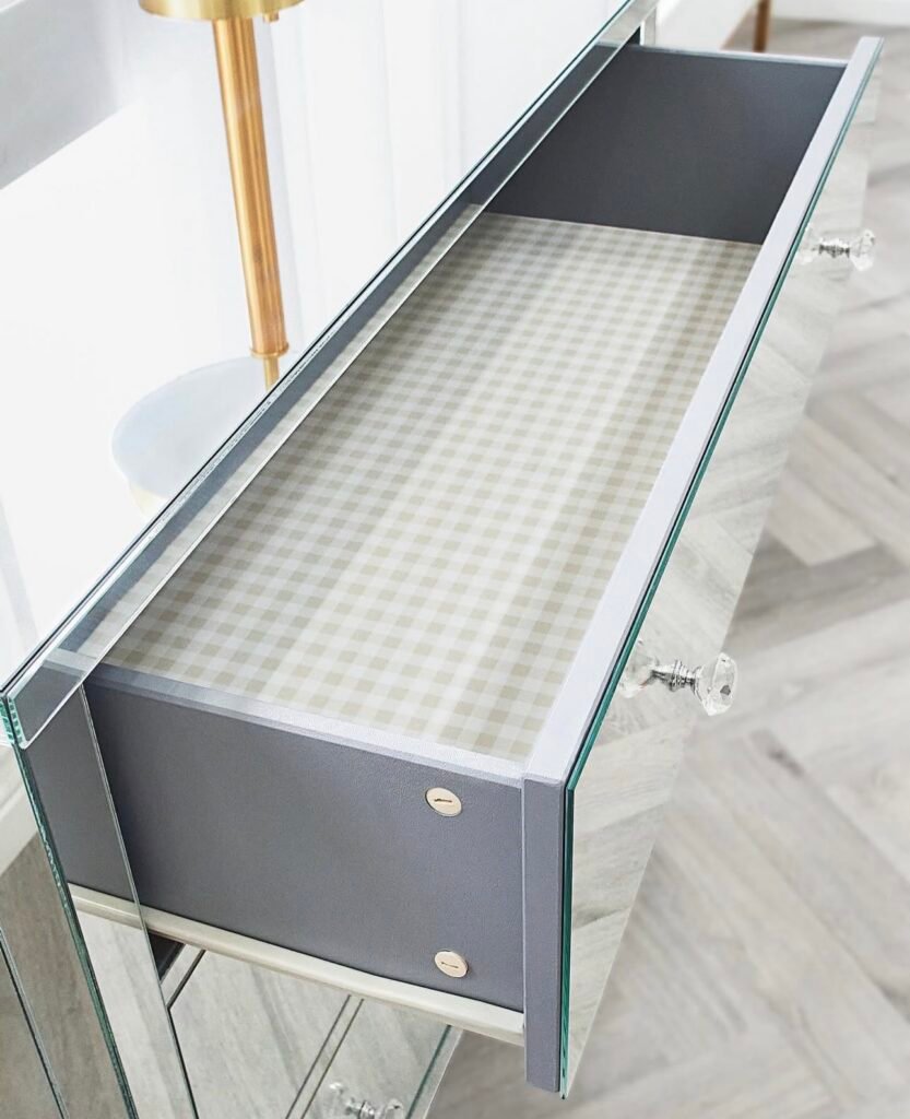 DREAM 3-Drawer Dresser alternate view