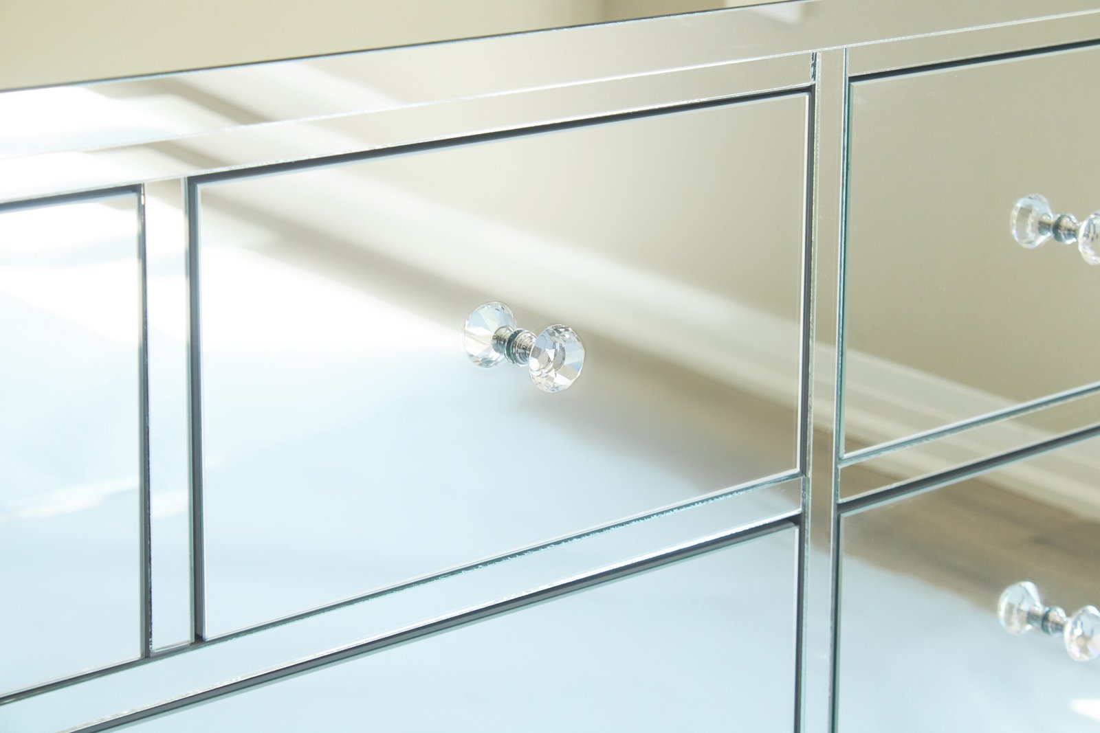 HIS & HERS 8-Drawer Dresser - Image 4